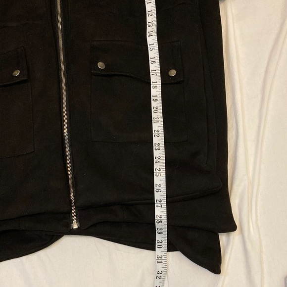 Black Faux Fur Hood Parka - Women - Picture 13 of 14